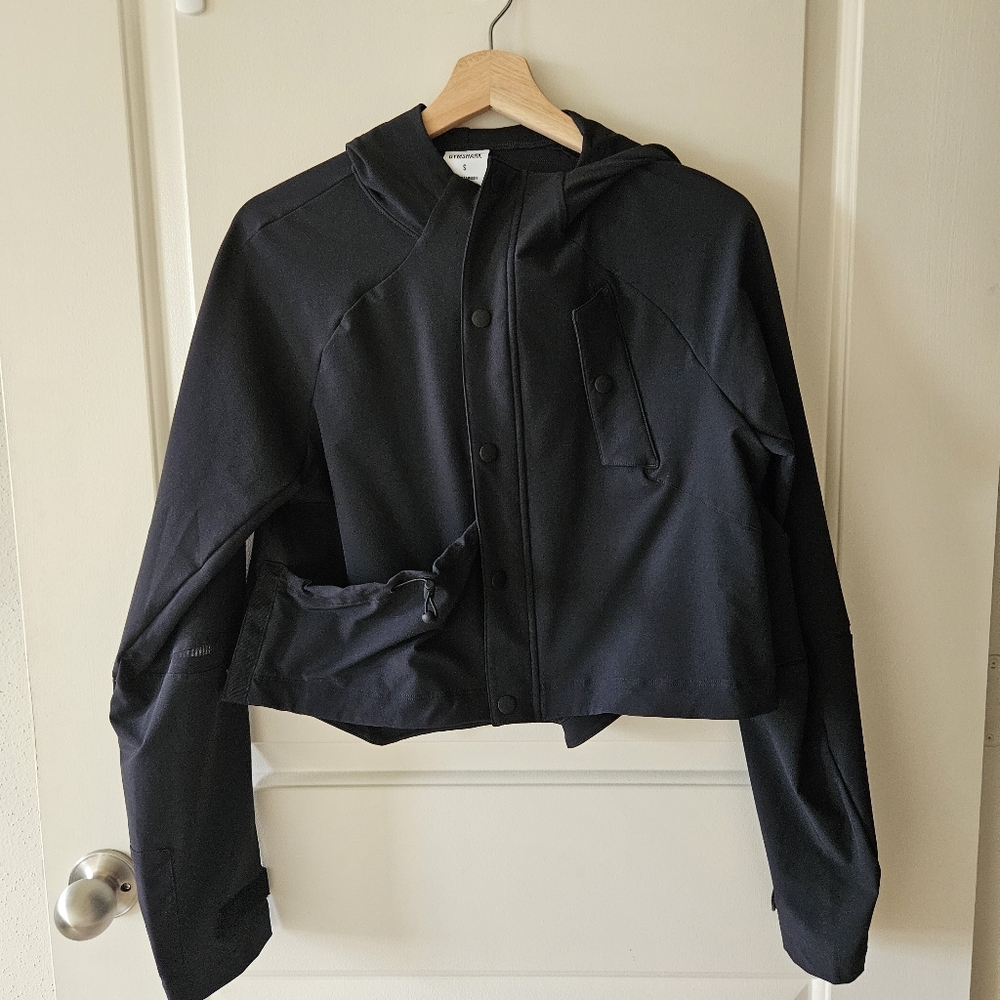 Women's Athletic Black Cropped Jacket